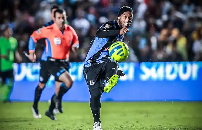 对许多豪门 对许多豪门