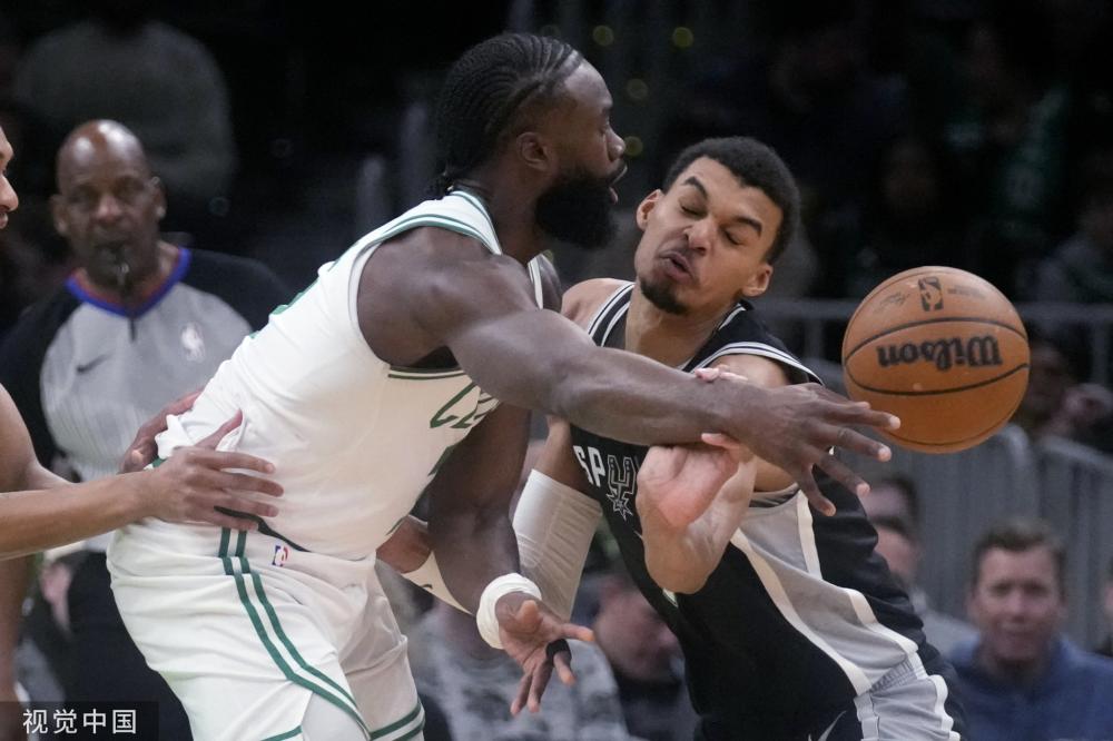 无数球迷的 无数球迷的